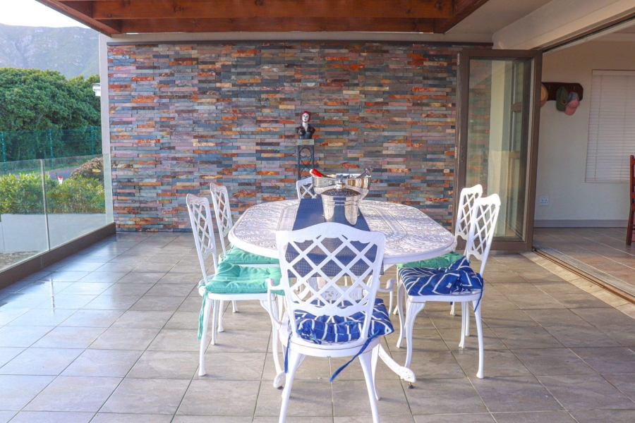 To Let 3 Bedroom Property for Rent in Onrus Western Cape